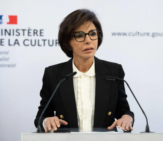 Francia, la ministra della cultura appena nominata fa già discutere ministra cultura francia dati