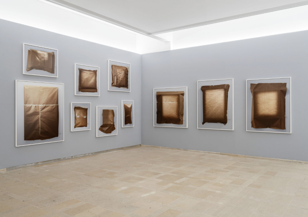 Sophie Calle, veduta della mostra à toi de fair. Ma mignonne presso il Musée Picasso di Parigi dal 3 ottobre 2023 al 7 gennaio 2024. Courtesy Perrotin, 2023.