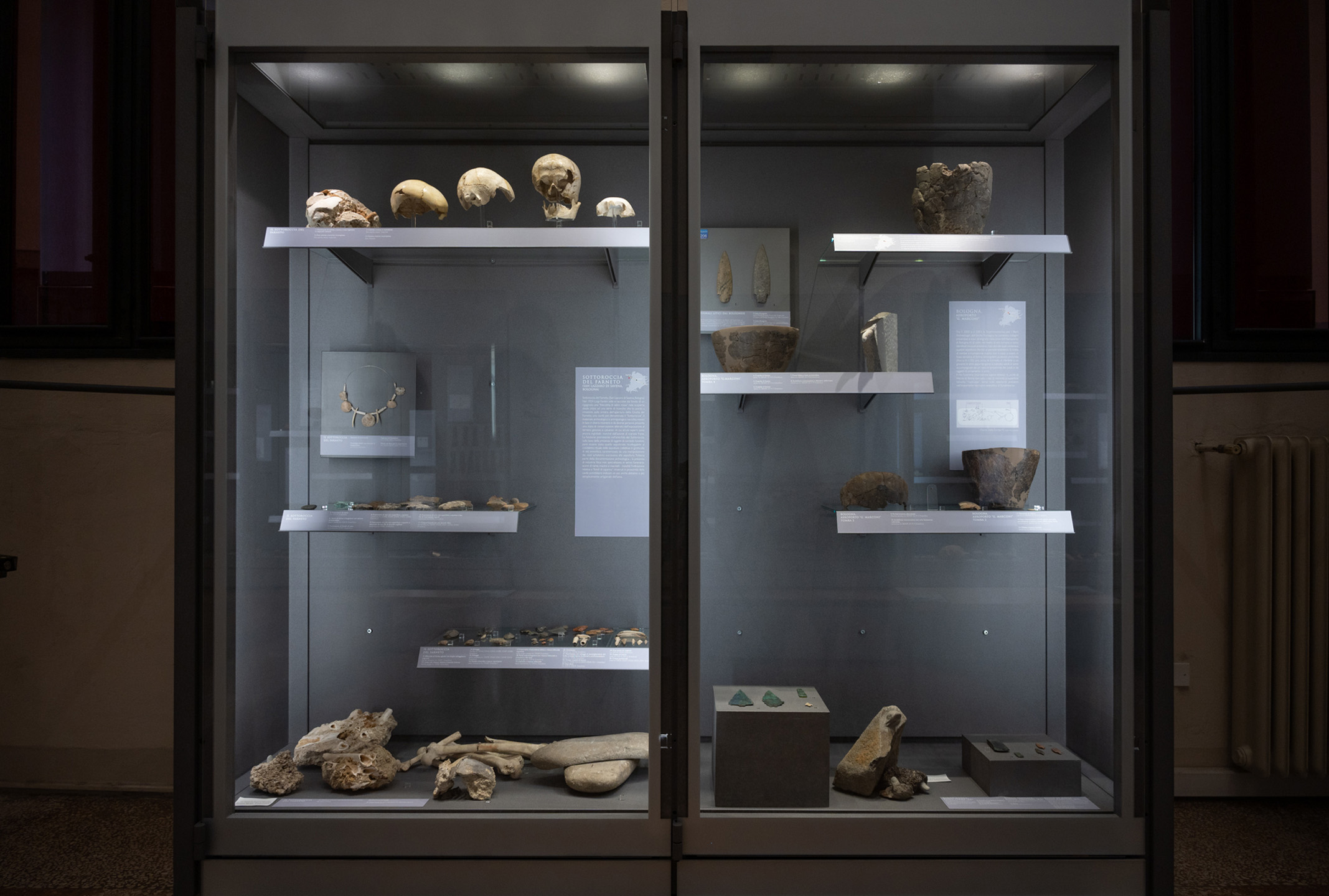 Giovanni Morbin, Indispensabile, 2024, vista della mostra, Museo Civico Archeologico, Bologna, foto Davide Stani D