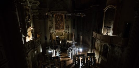 Storia di un onest’uomo che trova riparo nell’Oratorio San Filippo Neri, di Luca Monterastelli