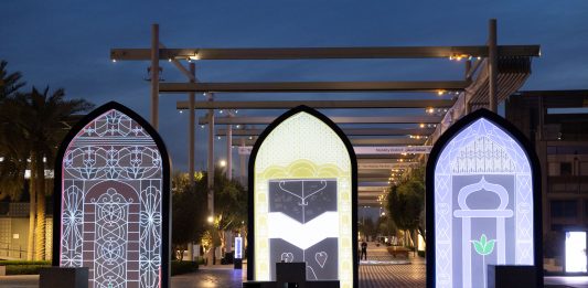 Dubai in cerca della propria identità artistica: le origini del primo Light Art Festival nell’ex area Expo