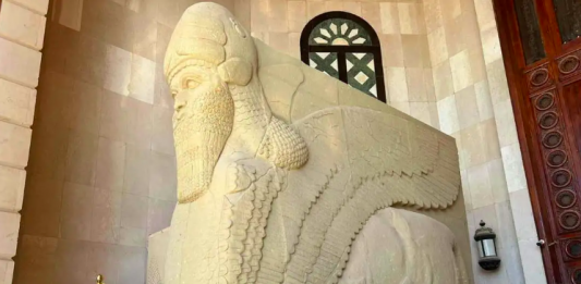 L’Italia dona all’Iraq una replica del Toro di Nimrud distrutto dall’Isis