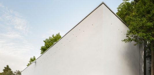 Migliaia di artisti stanno chiedendo l’esclusione del Padiglione Israele dalla Biennale di Venezia Padiglione Israele Biennale Venezia