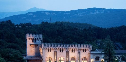 Witches e Live Works: i progetti di Centrale Fies, tra magia e residenze