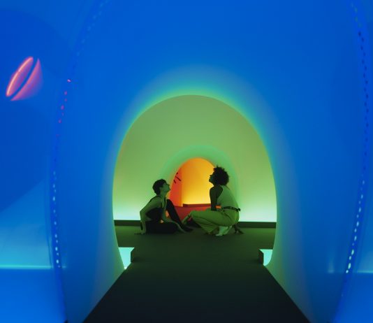 Le mostre del 2024 al MAXXI di Roma, tra arte, architettura e fotografia Aleksandra Kasuba A Spectral Passage, 1975 - 2023 Installation view, Inside Other Spaces. Environments by Women Artists 1956–1976 Courtesy Haus der Kunst München, 2024 foto © Constantin Mirbach