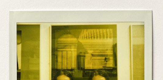 Daniela Comani, il doppio e la memoria: la mostra allo Studio G7 di Bologna