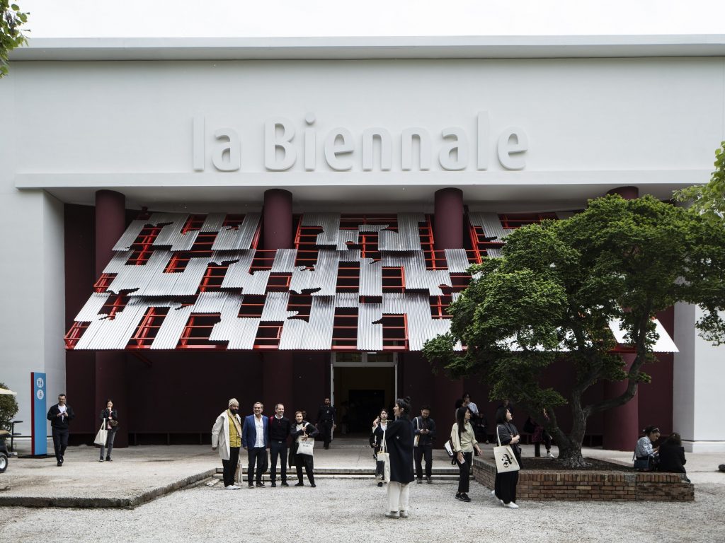 Biennale Architettura 2025: il bando per il curatore del Padiglione Italia