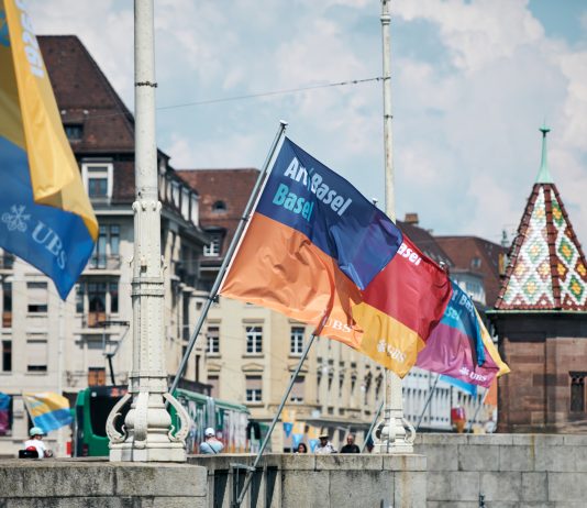 Il mercato dell’arte in numeri. Il nuovo report di Art Basel e UBS Art Basel bus report