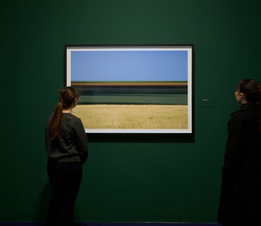 Franco Fontana. Colore: Brescia celebra uno dei pionieri della fotografia a colori