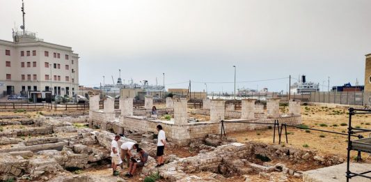 Bari, l’installazione di Edoardo Tresoldi fa rivivere l’area archeologica di San Pietro Edoardo Tresoldi bari