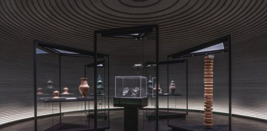 VULCI. Produrre per gli uomini. Produrre per gli dèi. Con suggestioni e opere di Giuseppe Penone