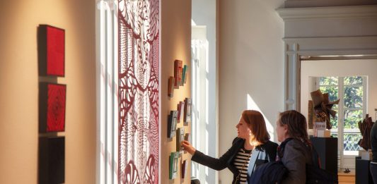 YouNique: apre a Lugano la quinta edizione della mostra mercato di alto artigianato, arte contemporanea e design