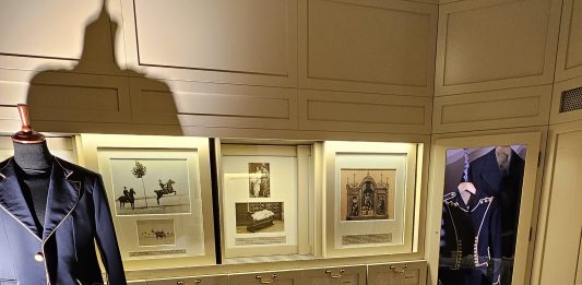 La moda entra nel Museo: Gianluca Saitto firma le divise del Bagatti Valsecchi gianluca saitto per bagatti valsecchi