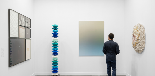 Miart 2024 scalda i motori: le ultime novità dalla fiera di Milano