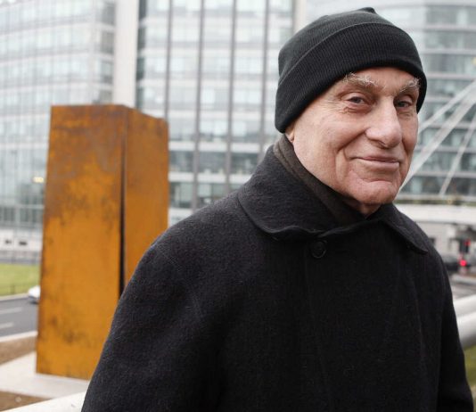 Addio a Richard Serra: morto a 85 anni il pioniere della scultura minimalista