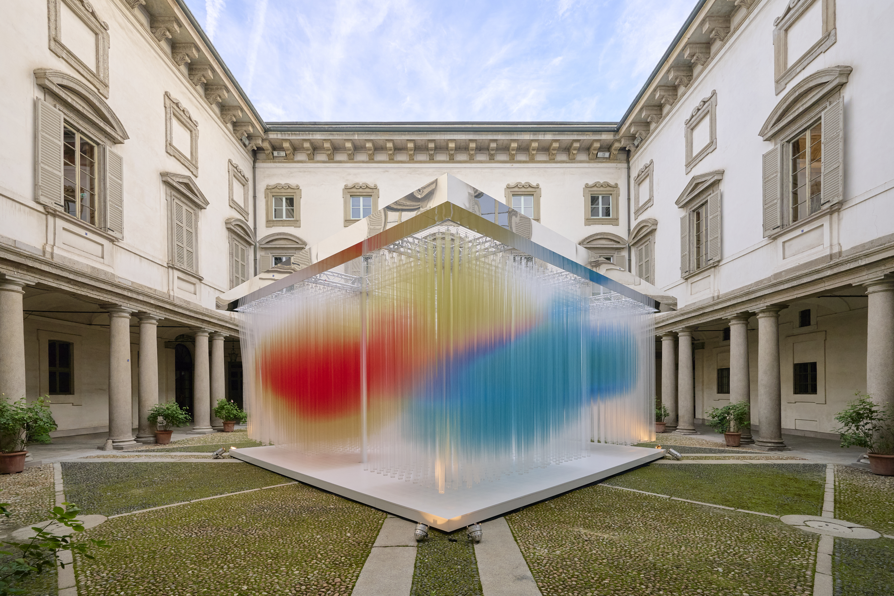 we+, Straordinaria, installazione presentata da FEC - Fondazione Ermanno Casoli ed Elica, Palazzo Litta, Milano, 2024. © Antinori