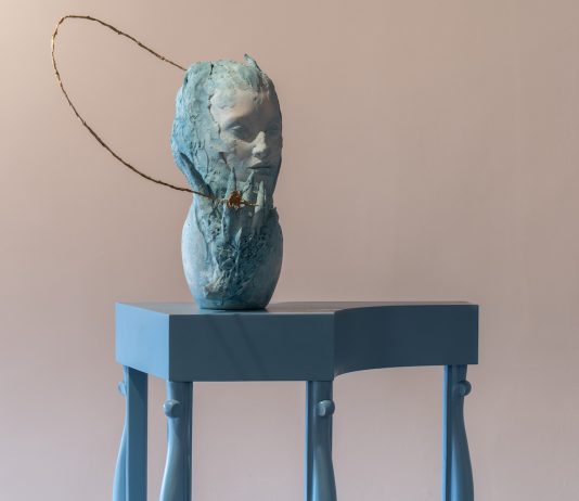 Pittura, installazione, fotografia: Capsule Venice presenta “Hovering”