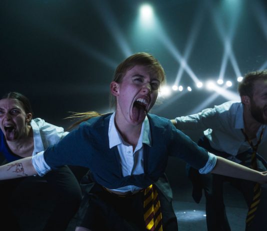 Immagini dall’Inghilterra, nella danza inquieta di Hofesh Shechter From England with Love, Ph Todd MacDonald