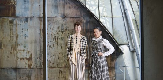 Strutturalismo punk post-femminista: Miranda July da Fondazione Prada Miranda July e Mia Locks. Foto: Valentina Sommariva. Courtesy: Fondazione Prada.