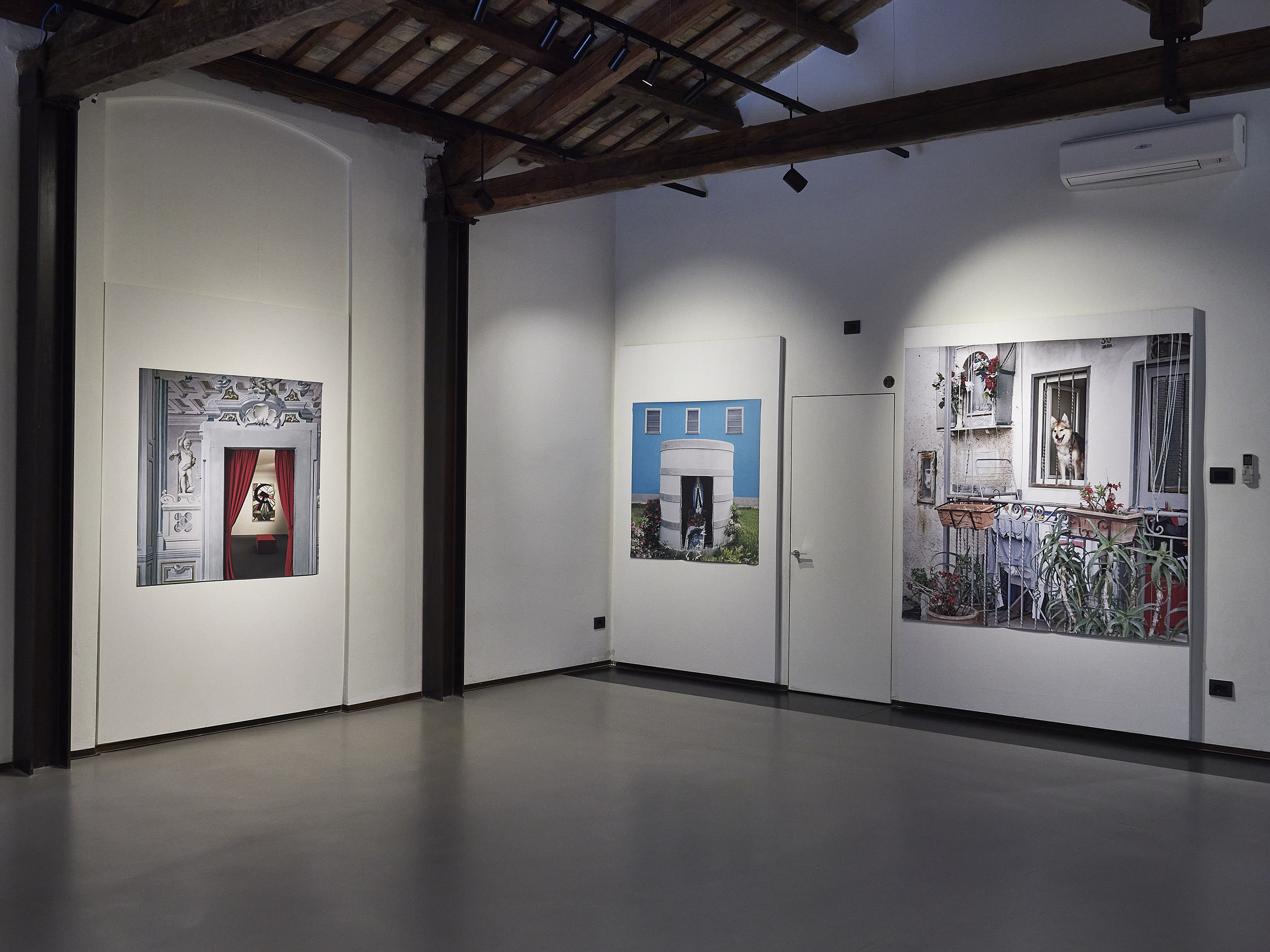 Massimo Baldini, ITALIA REVISITED #1 Campionario per immagini, installation view presso Fondazione Sabe per l_arte, ph. Daniele Casadio