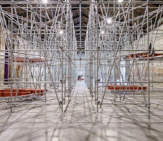 Sentiamo per poter ascoltare: il Padiglione Italia di Massimo Bartolini