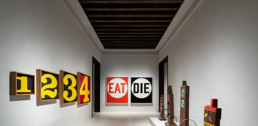 Robert Indiana a Venezia: Il Dolce Mistero dell’arte e dell’identità americana