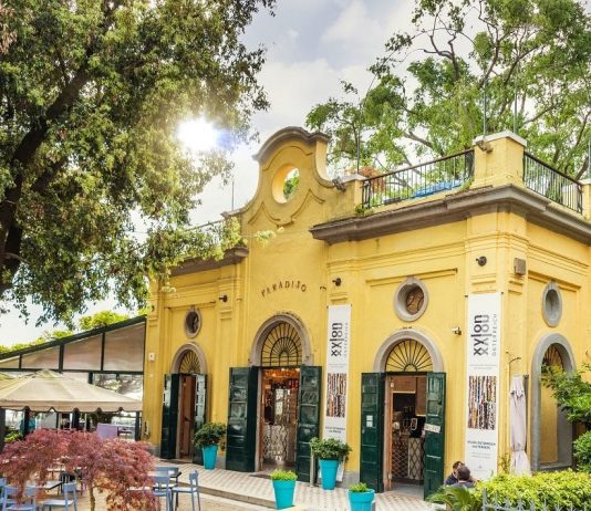 30 anni di Biennale raccontati al Caffè Paradiso, con il volume di Massimiliano Gioni