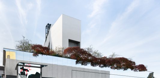 Cinema Godard: l’estate 2024 alla Fondazione Prada di Milano