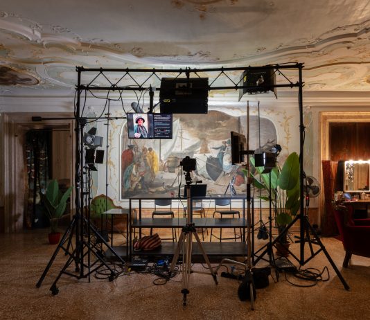 L’architettura del debito: Christoph Büchel alla Fondazione Prada di Venezia Immagine di “Monte di Pietà” Un progetto di Christoph Büchel Fondazione Prada, Venezia Foto: Marco Cappelletti Courtesy: Fondazione Prada