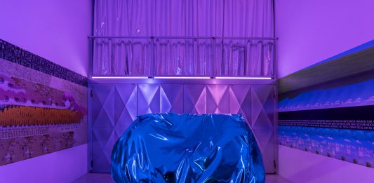 Dialoghi allucinati con l’IA: il progetto di Studio Lashup al Superattico di Milano LASHUP Concept Design Studio, Superattico, Milano, 2024