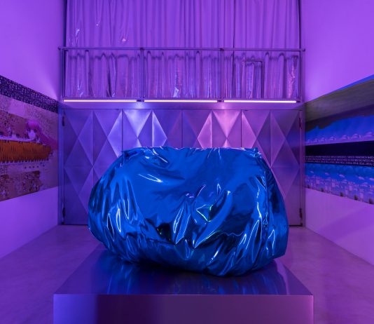 Dialoghi allucinati con l’IA: il progetto di Studio Lashup al Superattico di Milano LASHUP Concept Design Studio, Superattico, Milano, 2024