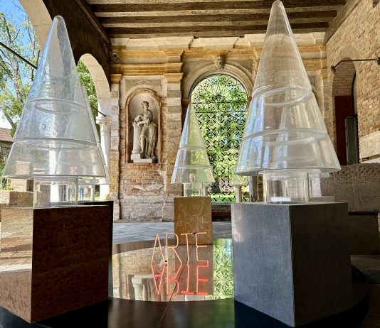 La più grande retrospettiva di Federica Marangoni è in mostra a Venezia