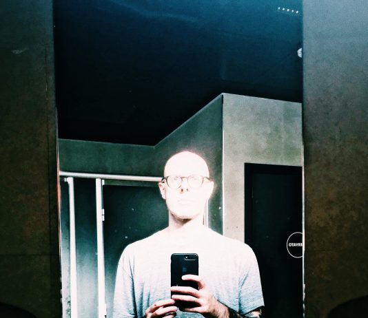 Other Identity #113. Altre forme di identità culturali e pubbliche: Edoardo Pasero Edoardo Pasero, RITRATTO