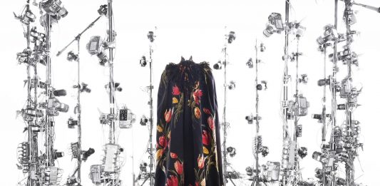 Lo show delle vanità: arte, moda e contraddizioni al Met Gala a New York