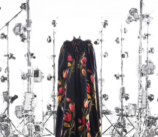 Lo show delle vanità: arte, moda e contraddizioni al Met Gala a New York