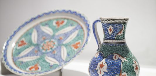 Eurasia Reloaded, mondi in connessione al MAO di Torino Tradu/izioni dell’Eurasia Reloaded - Frontiere liquide e mondi in connessione/ 2000 anni di cultura visiva e materiale tra Mediterraneo e Asia orientale, veduta della mostra, MAO - Museo d'Arte Orientale di Torino, 2024. Ph. Perottino