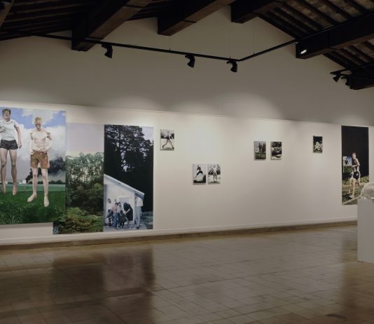 Oltre il Sé Visibile: un viaggio emotivo e concettuale nell’intimità dell’arte contemporanea italiana