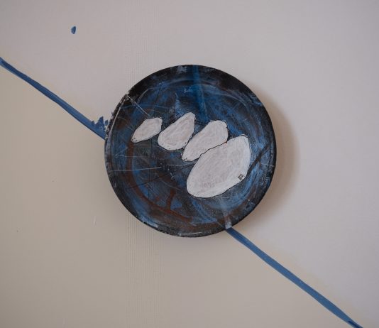 Al MUSMA di Matera, la street art di Crisa in dialogo con Maria Lai