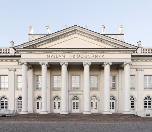 Documenta 2027: il futuro direttore non dovrà sottoscrivere un codice di condotta