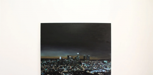 Lucas Memmola, pittura tra i meandri del contemporaneo: la mostra alla Galleria Tiziana Di Caro, Napoli Lucas Memmola, veduta dell’installazione di Melancolia, olio su tela, alla mostra Melancolia, Galleria Tiziana Di Caro, Napoli, 2024. Courtesy of Galleria Tiziana Di Caro and the artist. Ph. Irene Guerrini