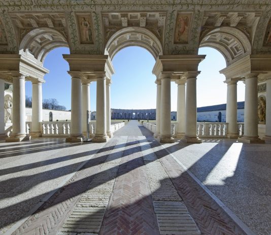 Palazzo Te e le Metamorfosi: Isaac Julien protagonista della stagione espositiva 2025