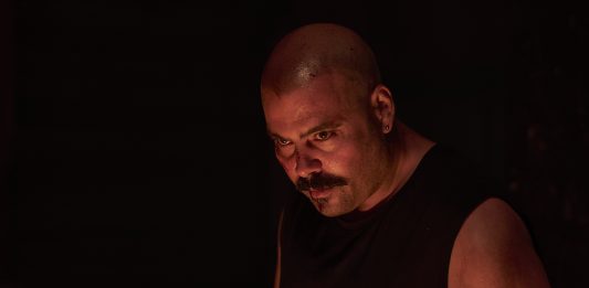 Caracas, dal film al libro: viaggio fotografico in una Napoli sospesa Caracas, film di Marco D’Amore, ph. Marco Ghidelli