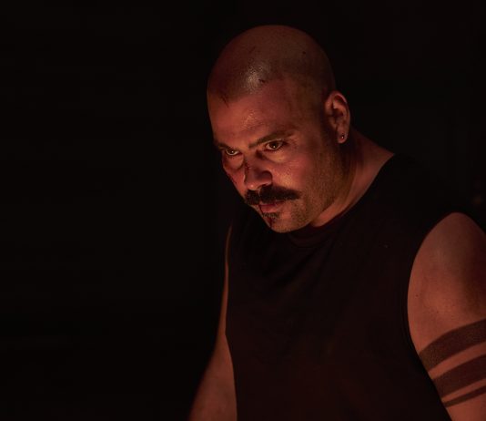 Caracas, dal film al libro: viaggio fotografico in una Napoli sospesa Caracas, film di Marco D’Amore, ph. Marco Ghidelli