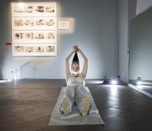 Gina Pane, una bellezza dura da inseguire: a Parma quattro azioni “sentimentali” dedicate alla grande body artist