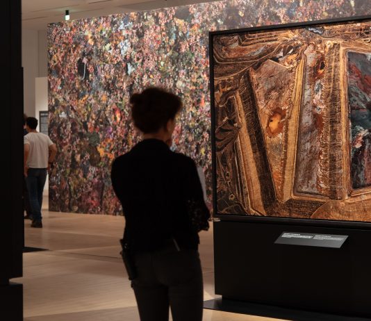 La più grande personale di Edward Burtynsky è in mostra a Venezia