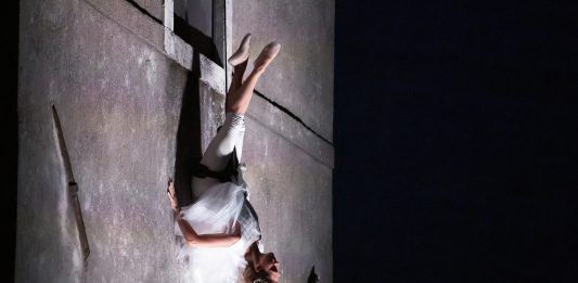 Acrobati del corpo e della psiche: il Festival Maravee alla scoperta del Friuli Venezia Giulia