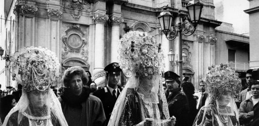 Sicilia 1966/2008: le feste religiose viste da Gianni Berengo Gardin