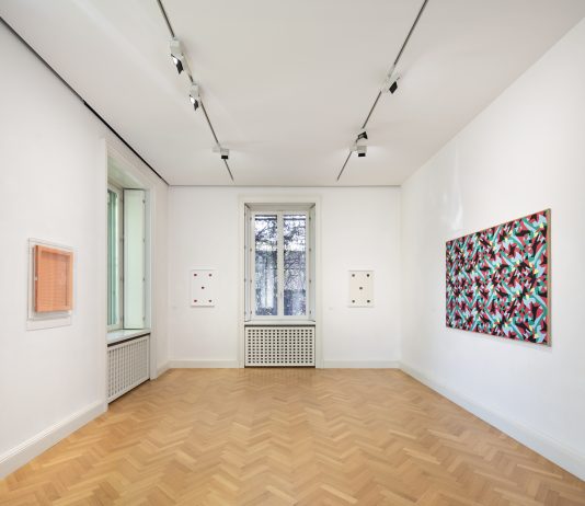 La reiterazione come forma di affermazione tra gesto e idea: va in scena la meccanica a Viasaterna