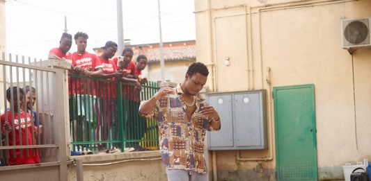 Se i performer sono giovani migranti: intervista a Luis Casanova Sorolla