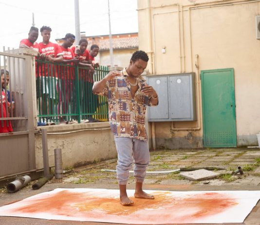 Se i performer sono giovani migranti: intervista a Luis Casanova Sorolla